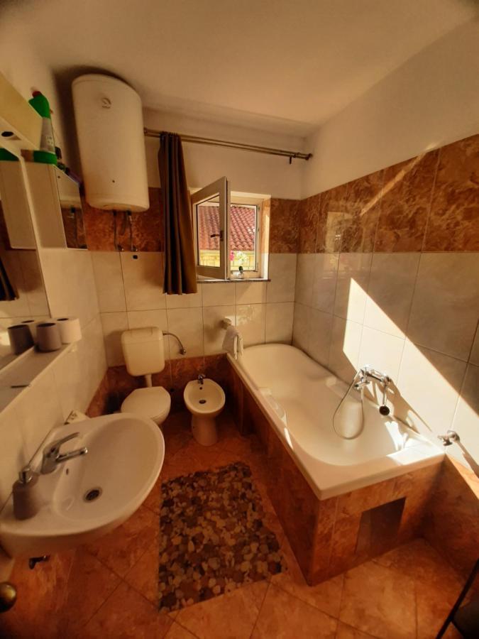 Apartments Lemongarden Duće 外观 照片